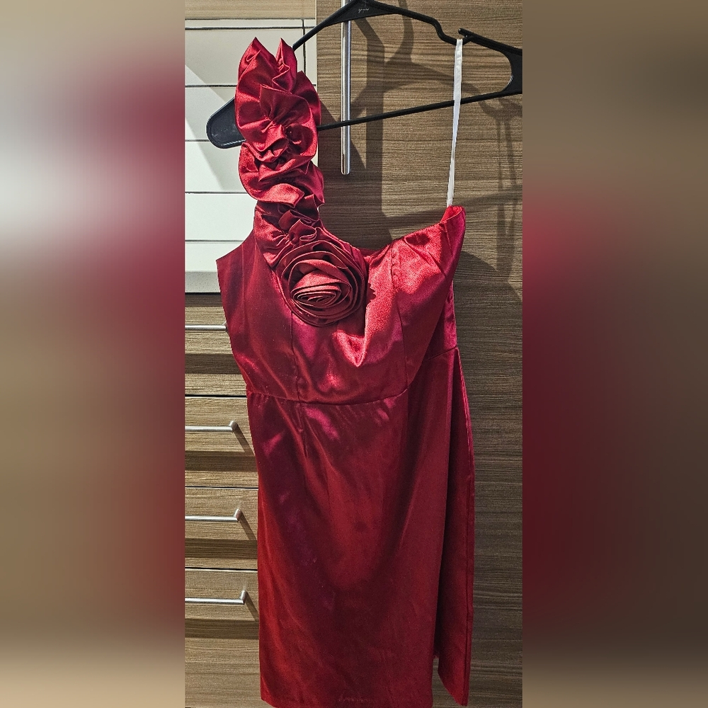 One-Shoulder Rose Dress